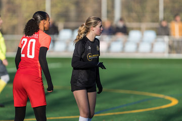 Bild 367 - wBJ VfL Pinneberg2 - Eimsbuttler TV 3 : Ergebnis: 5:0
